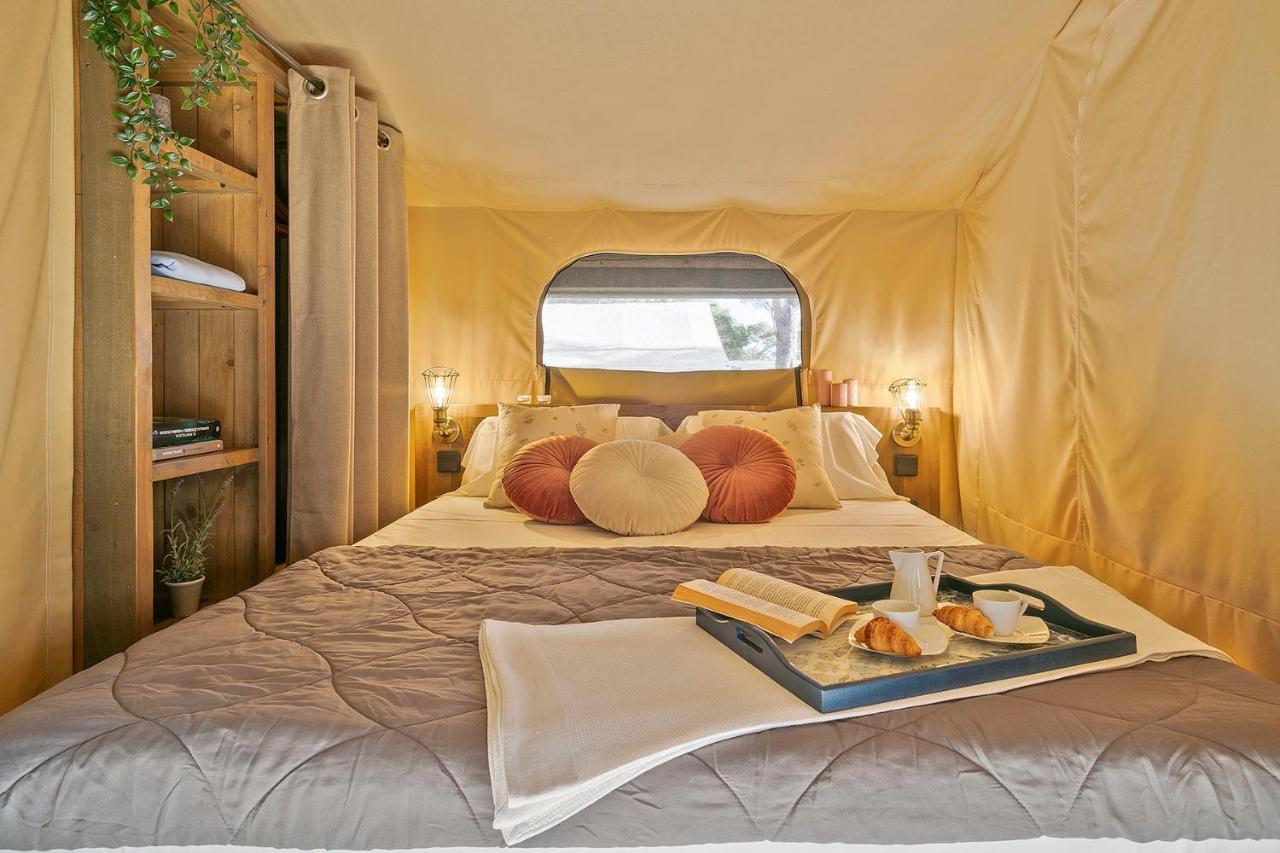 Camping Castell Montgri **** L'Estartit Exterior photo