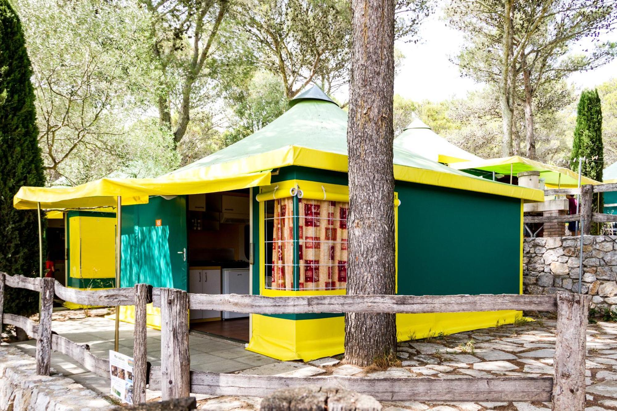 Camping Castell Montgri **** L'Estartit Exterior photo